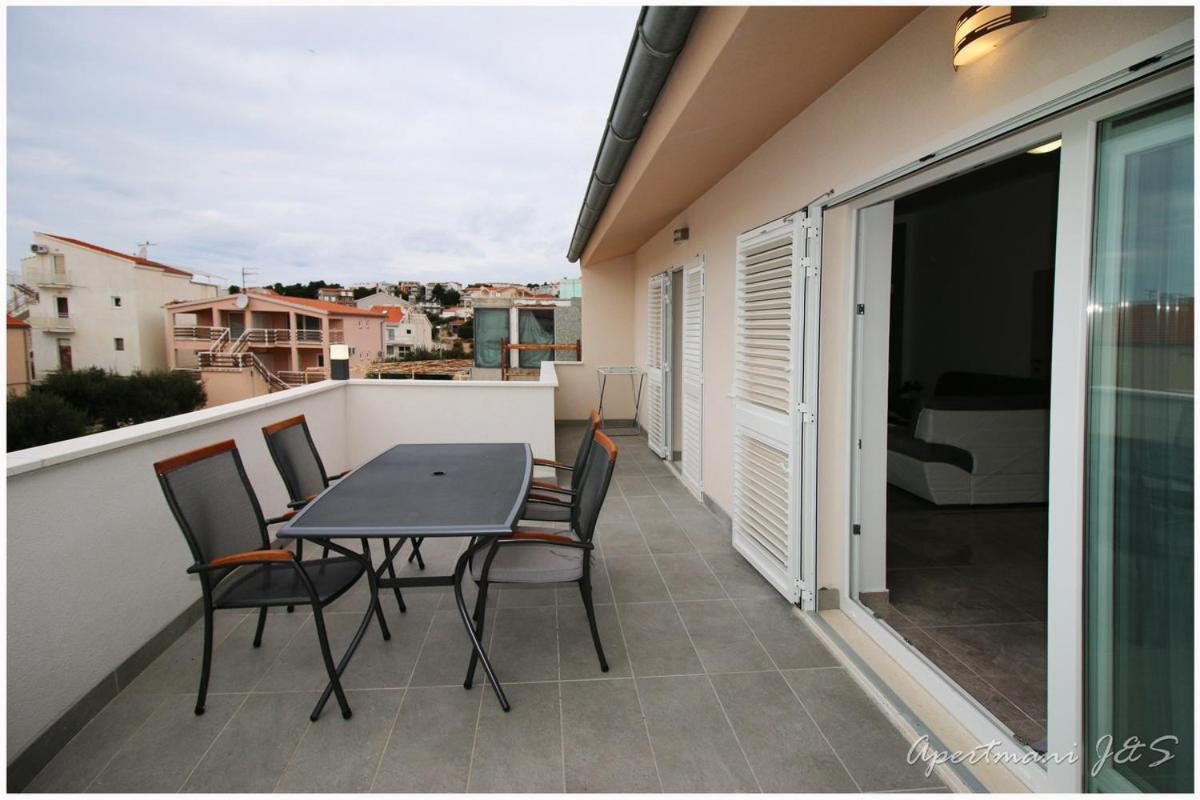 Apartmani Jere&Sara Primosten Exterior photo