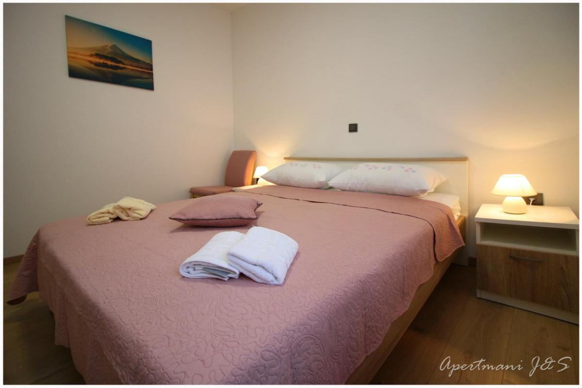 Apartmani Jere&Sara Primosten Exterior photo