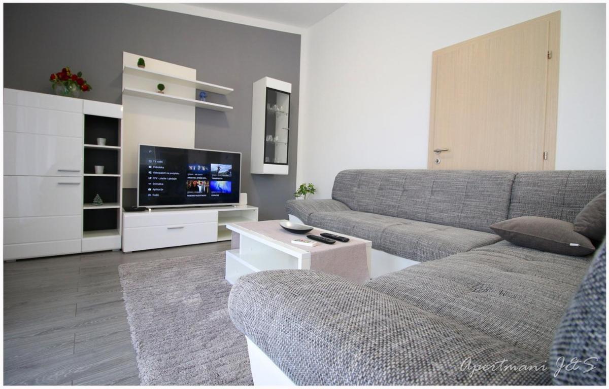 Apartmani Jere&Sara Primosten Exterior photo