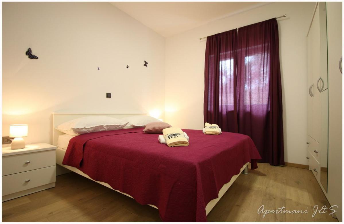 Apartmani Jere&Sara Primosten Exterior photo