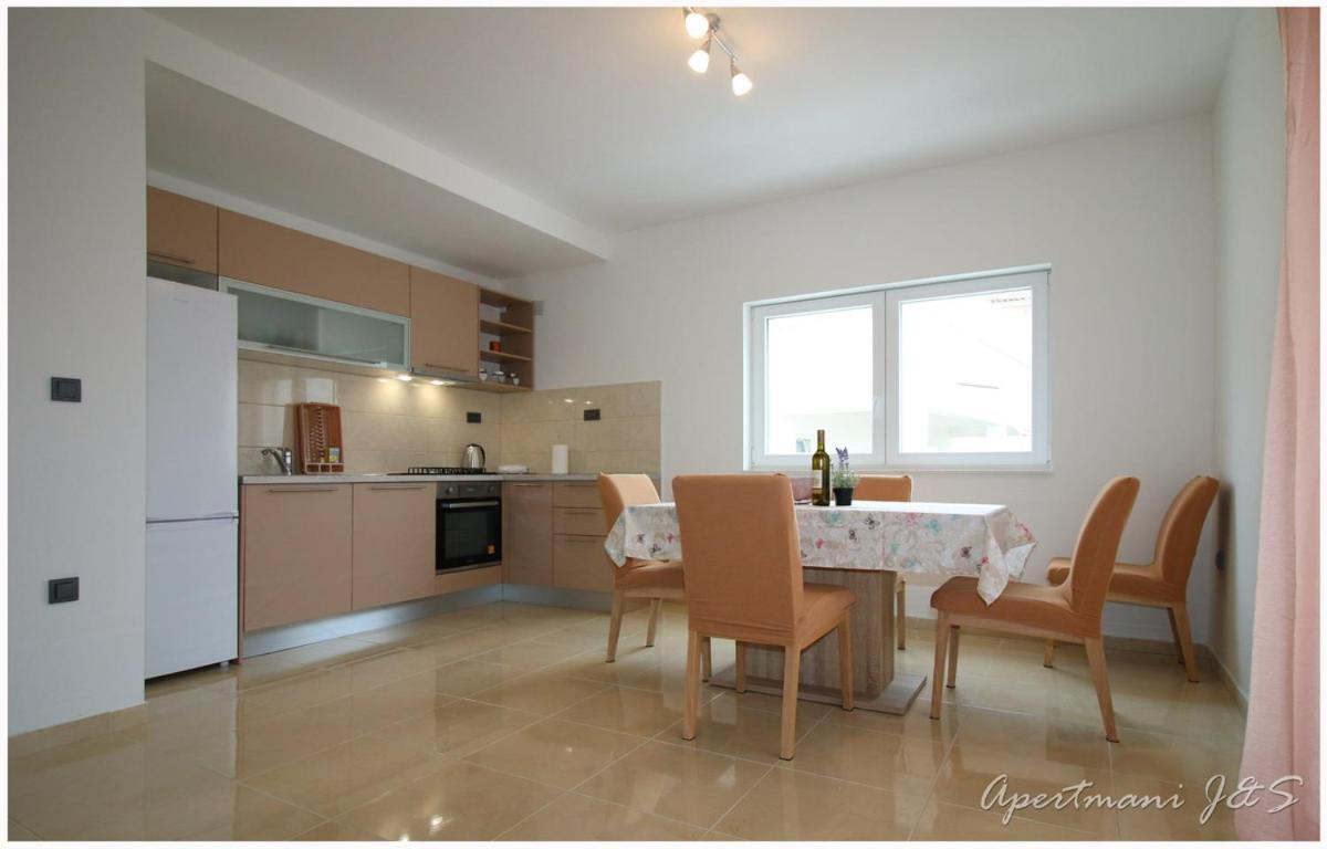 Apartmani Jere&Sara Primosten Exterior photo